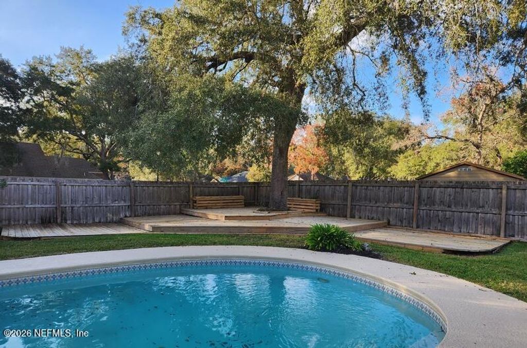 1424 PANTHER RUN Road, Jacksonville, FL 32225