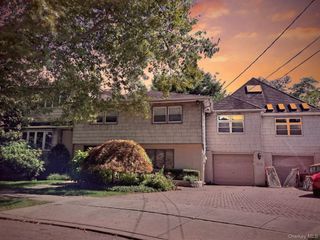 467 Susan Court, West Hempstead, NY 11552