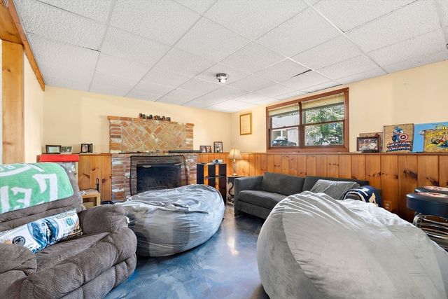 66 Swan Ave, Fitchburg, MA 01420