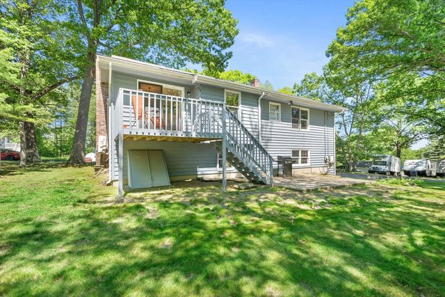 66 Swan Ave, Fitchburg, MA 01420