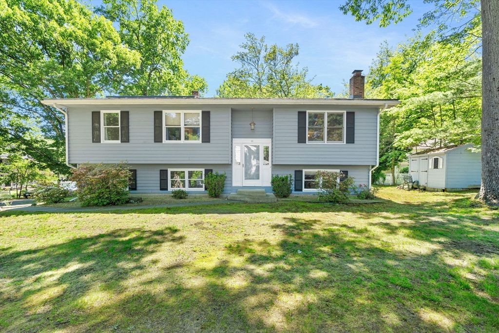 66 Swan Ave, Fitchburg, MA 01420