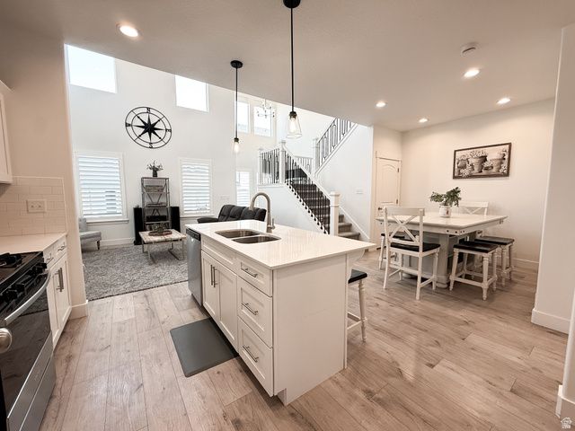 4604 W WILSON PEAK LN, Herriman, UT 84096