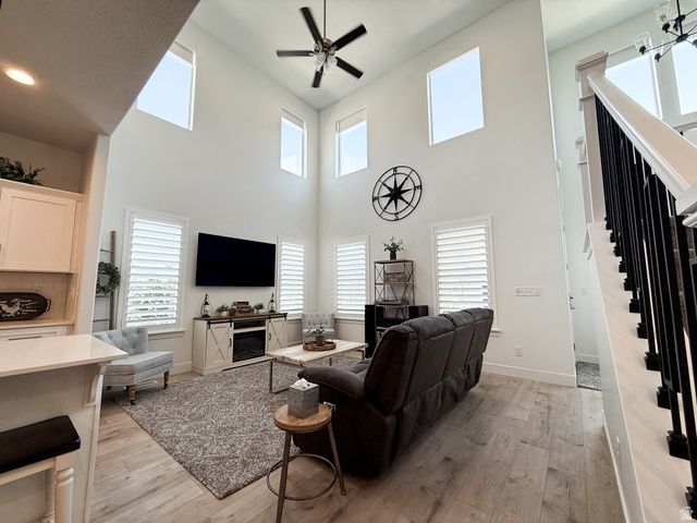 4604 W WILSON PEAK LN, Herriman, UT 84096