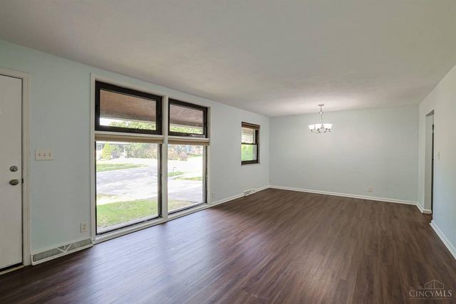 716 Cranford Drive, Forest Park, OH 45240