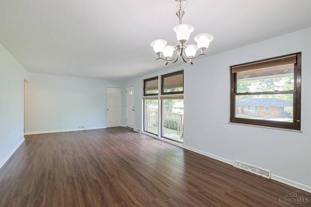 716 Cranford Drive, Forest Park, OH 45240