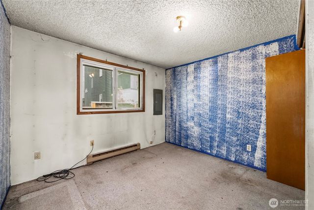 6919 Carleton Avenue S, Seattle, WA 98108