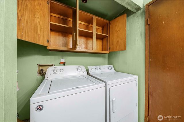 6919 Carleton Avenue S, Seattle, WA 98108