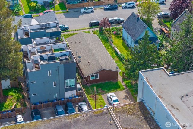 6919 Carleton Avenue S, Seattle, WA 98108