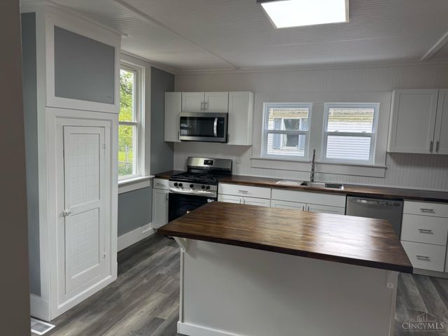 107 Central Avenue, Blanchester, OH 45107