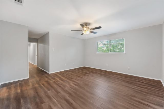 4005 Ridgebrook Drive, Arlington, TX 76015
