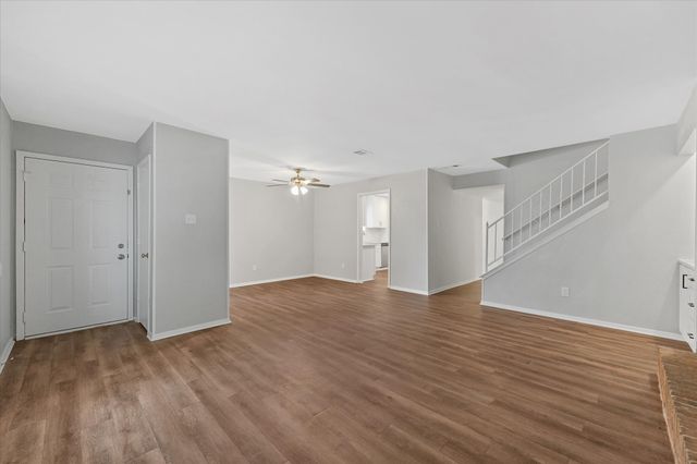 4005 Ridgebrook Drive, Arlington, TX 76015