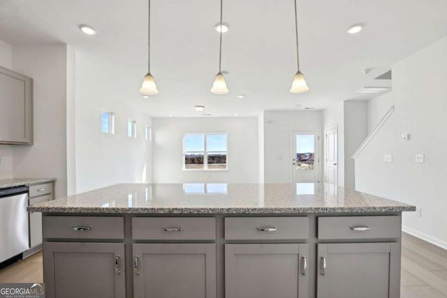 803 Nova Trail 10, Riverdale, GA 30274