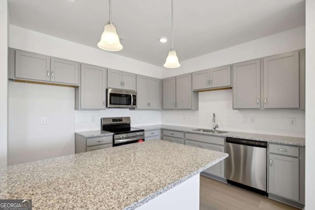 803 Nova Trail 10, Riverdale, GA 30274