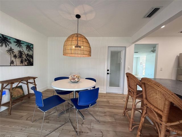 204 MINDY DRIVE 204, Largo, FL 33771