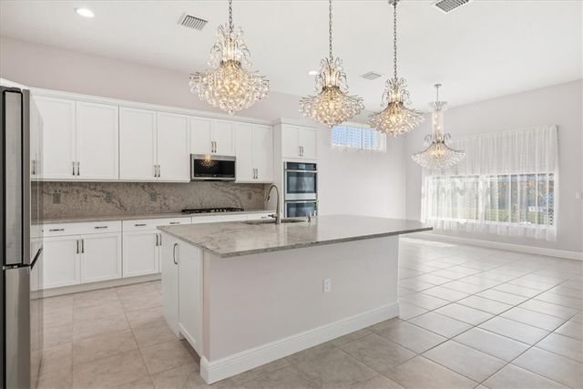 6410 High Pointe West Way, Vero Beach, FL 32967