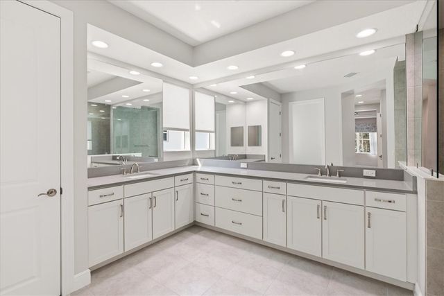 6410 High Pointe West Way, Vero Beach, FL 32967