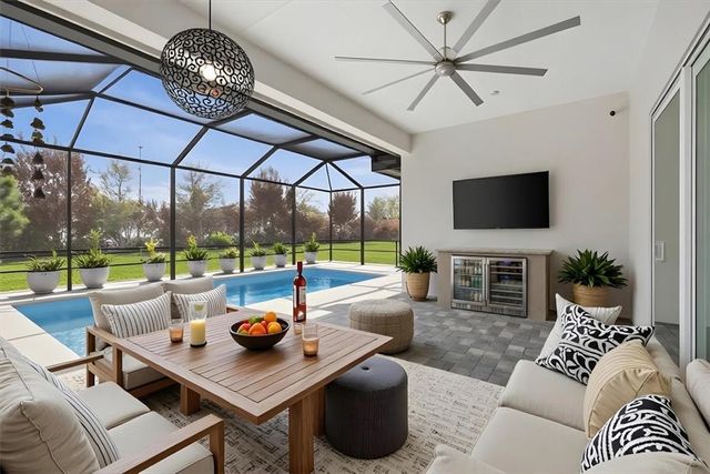 6410 High Pointe West Way, Vero Beach, FL 32967