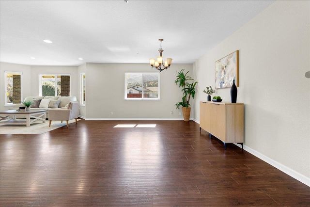 18595 Ranchito Del Rio Drive, Salinas, CA 93908