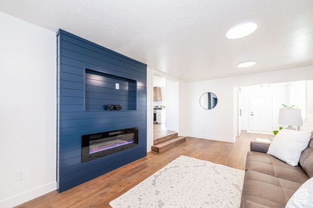 8410 S 890 E, Paradise, UT 84328