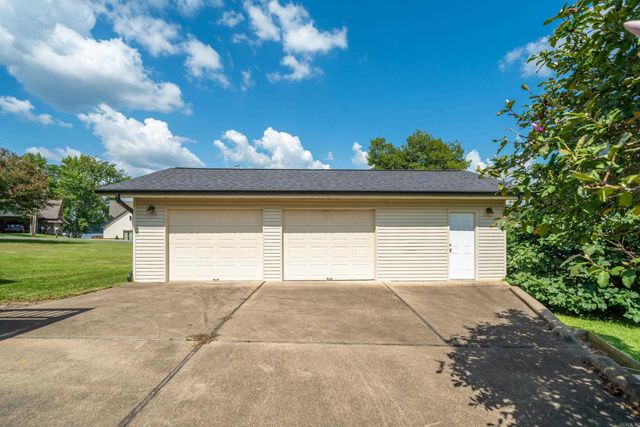 101 Sisney Lane, Hot Springs, AR 71913