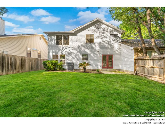 7707 WEXFORD SQ, San Antonio, TX 78240
