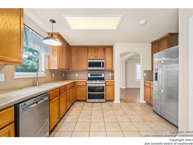 7707 WEXFORD SQ, San Antonio, TX 78240