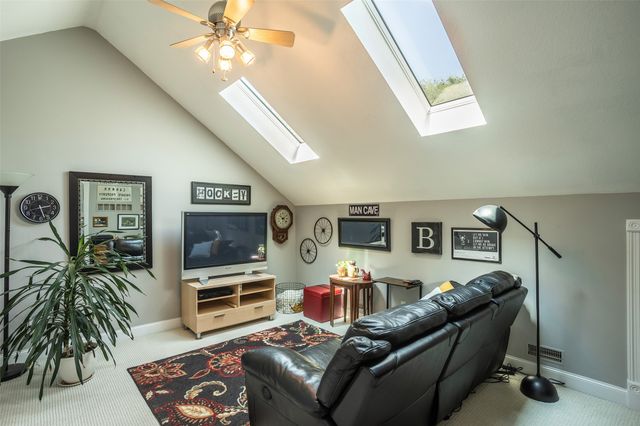12591 Diamond Ridge Court, Clive, IA 50325