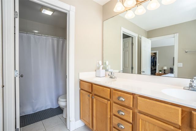 12591 Diamond Ridge Court, Clive, IA 50325