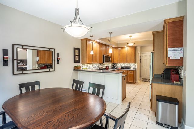 12591 Diamond Ridge Court, Clive, IA 50325