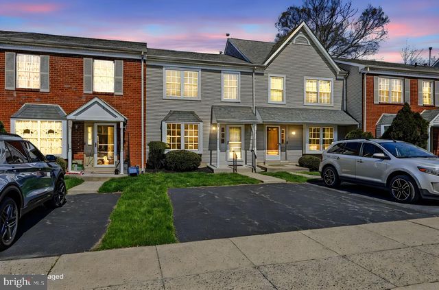 94 VICTORIA DR, Aston, PA 19014