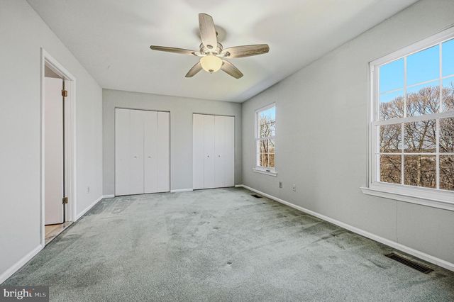 94 VICTORIA DR, Aston, PA 19014