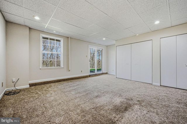 94 VICTORIA DR, Aston, PA 19014