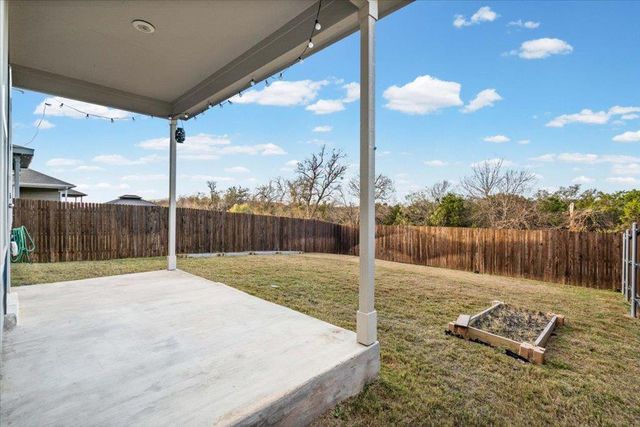 82 Snowy Plover LN, Leander, TX 78641