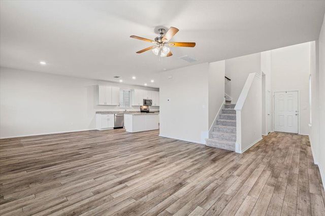 82 Snowy Plover LN, Leander, TX 78641