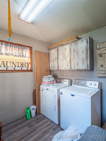 419000 E 1110 Road, Checotah, OK 74426