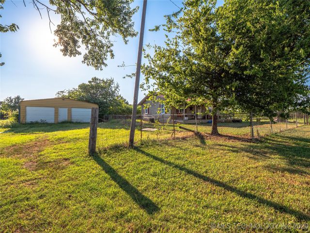 419000 E 1110 Road, Checotah, OK 74426