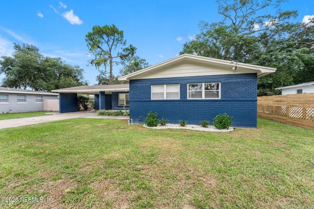 2443 IRONWOOD Drive, Jacksonville, FL 32216