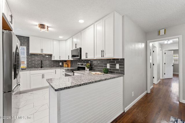 2443 IRONWOOD Drive, Jacksonville, FL 32216