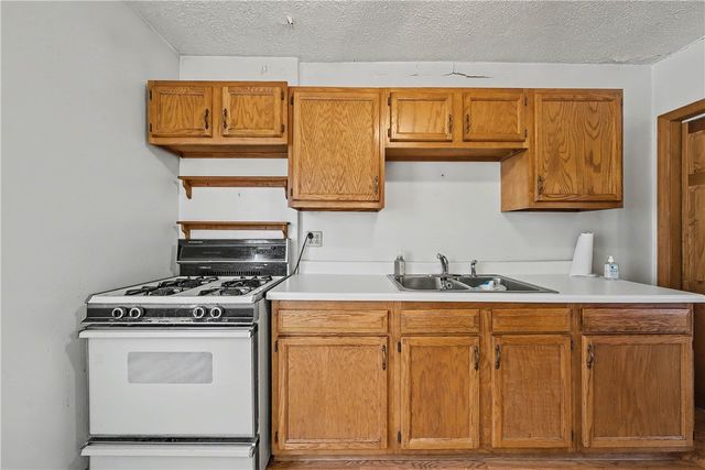 1807 Mcminn Street, Aliquippa, PA 15001