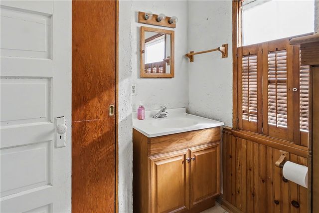 1807 Mcminn Street, Aliquippa, PA 15001