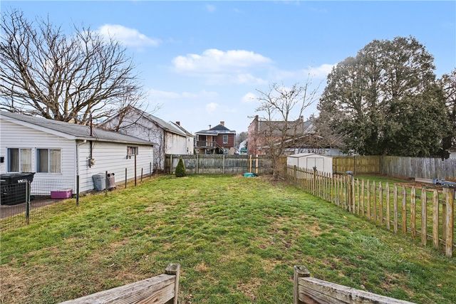 1807 Mcminn Street, Aliquippa, PA 15001