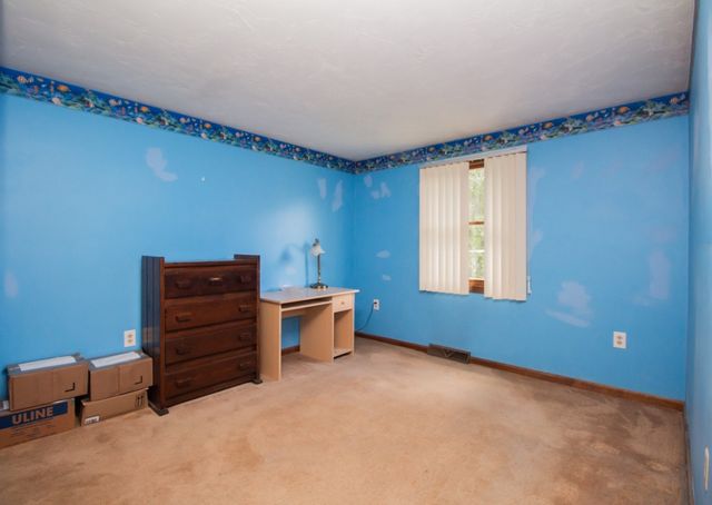 627 Pulaski right, Bellingham, MA 02019