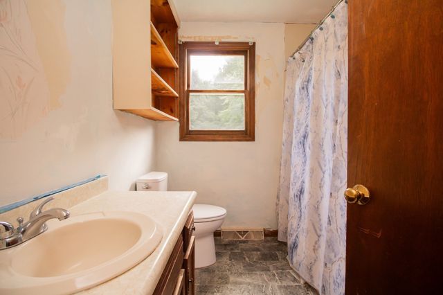 627 Pulaski right, Bellingham, MA 02019