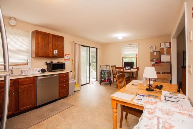 627 Pulaski right, Bellingham, MA 02019