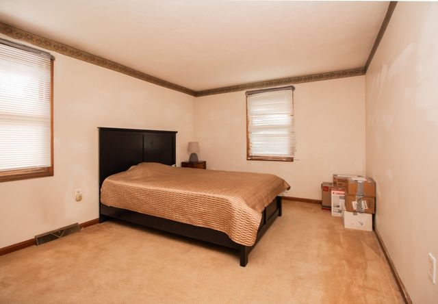 627 Pulaski right, Bellingham, MA 02019