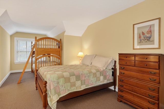 20 Glacier Way 20, Holliston, MA 01746