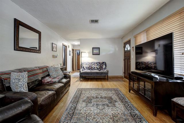 1609 S Pickard Avenue, Norman, OK 73072