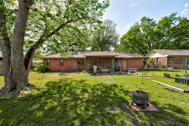 1609 S Pickard Avenue, Norman, OK 73072