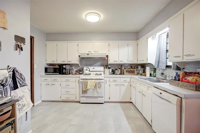 1609 S Pickard Avenue, Norman, OK 73072