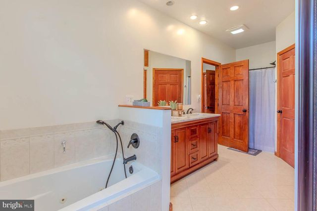 171 HIDDEN LAKE DR, Centre Hall, PA 16828